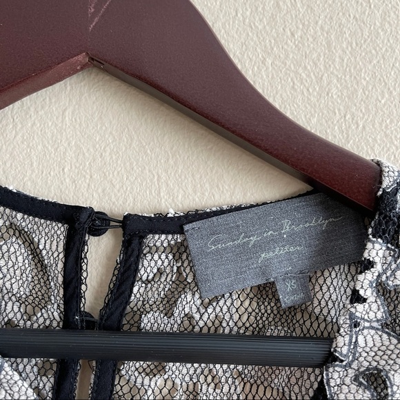 Anthropologie Sunday In Brooklyn Patterned Cold Shoulder Blouse - Picture 4 of 5